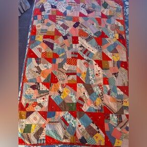 Patchwork Quilt with Multicolor Design